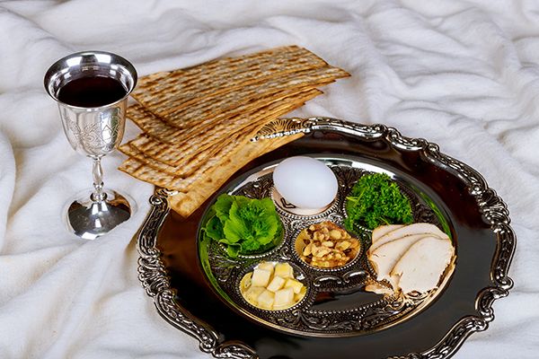 Pesah Celebration Concept Jewish Passover Holiday 2021 08 31 21 08 26 Utc